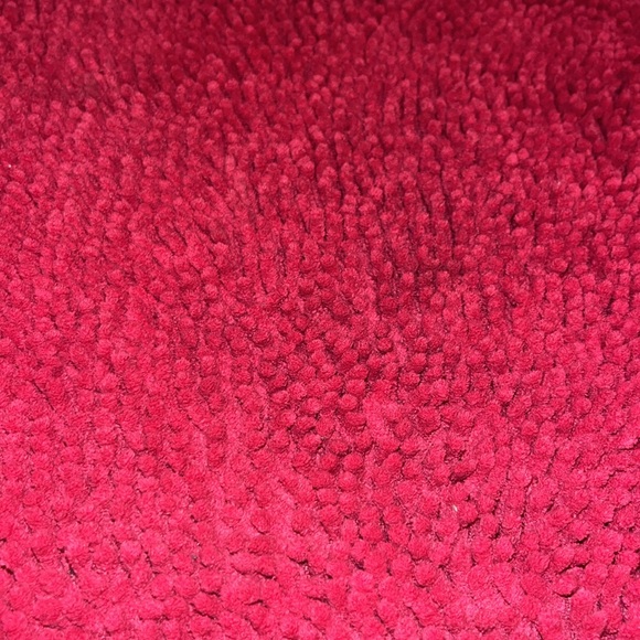 1 Curtain & 1 Rug - Picture 5 of 5